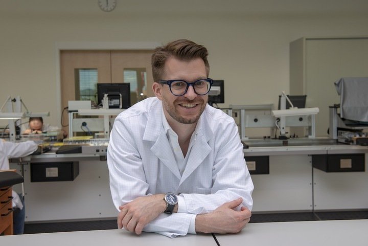 Sébastien Chaulmontet, from the courtroom to the watchmaker's bench