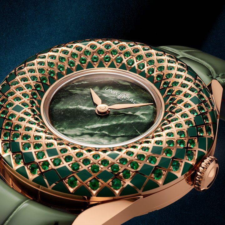 The Dioramic Couture edition blends jewellery and watchmaking expertise. The lattice-worked case incorporates scattered emeralds and champlevé lacquer accents inspired by the central imperial jade. The large domed bezel adds presence to the whole.