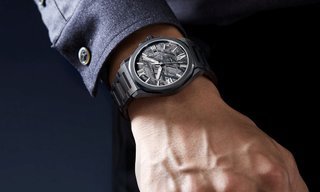 Emile Chouriet's new Challenger Cliff features meteorite dial