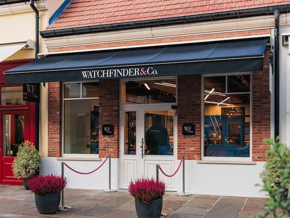 Watchfinder & Co. brings pre-owned luxury to La Vallée Village