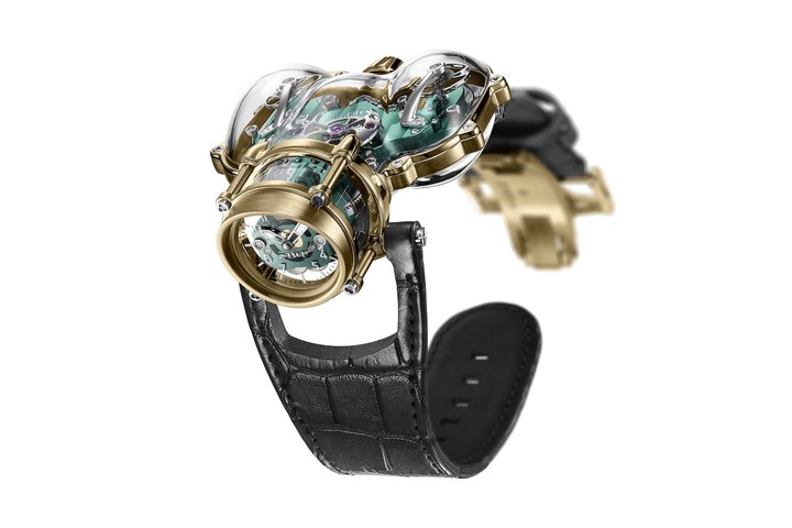 MB&F introduces Horological Machine N°9 ‘Sapphire Vision'