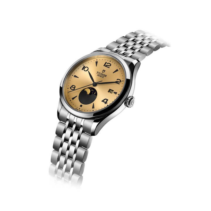 Tudor 1926 Luna