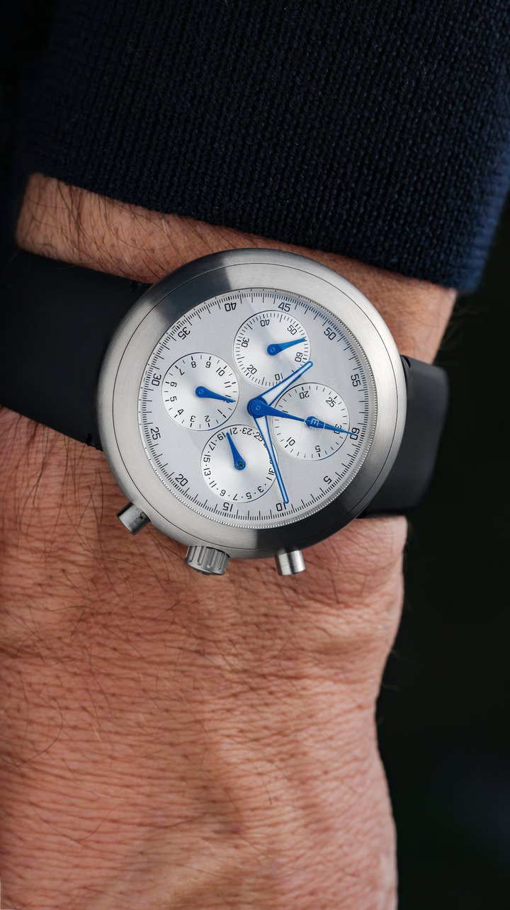 Ikepod reimagines a 1990s Icon: The Hemipod returns