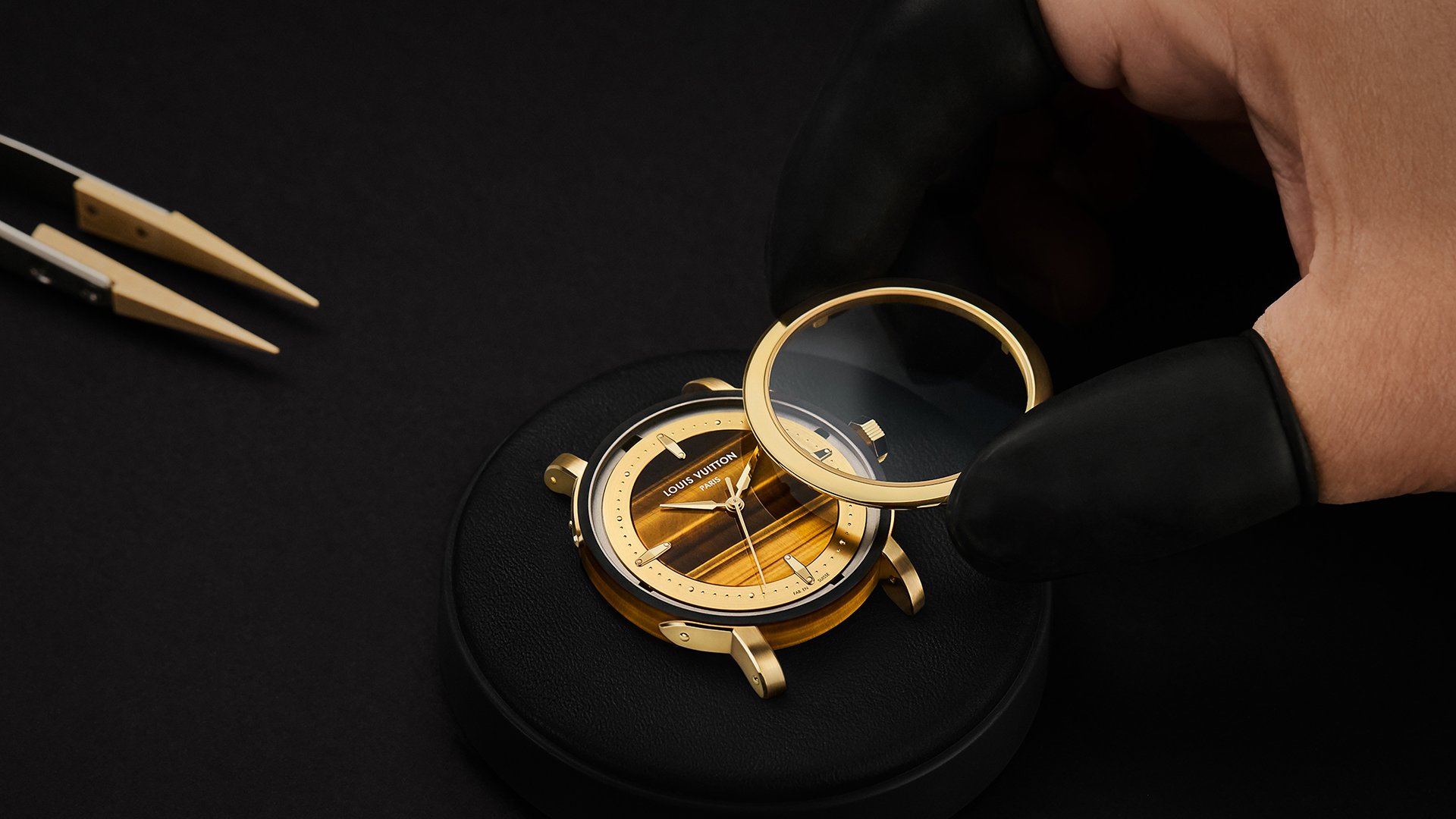 Louis Vuitton unveils the Escale Tiger's Eye 